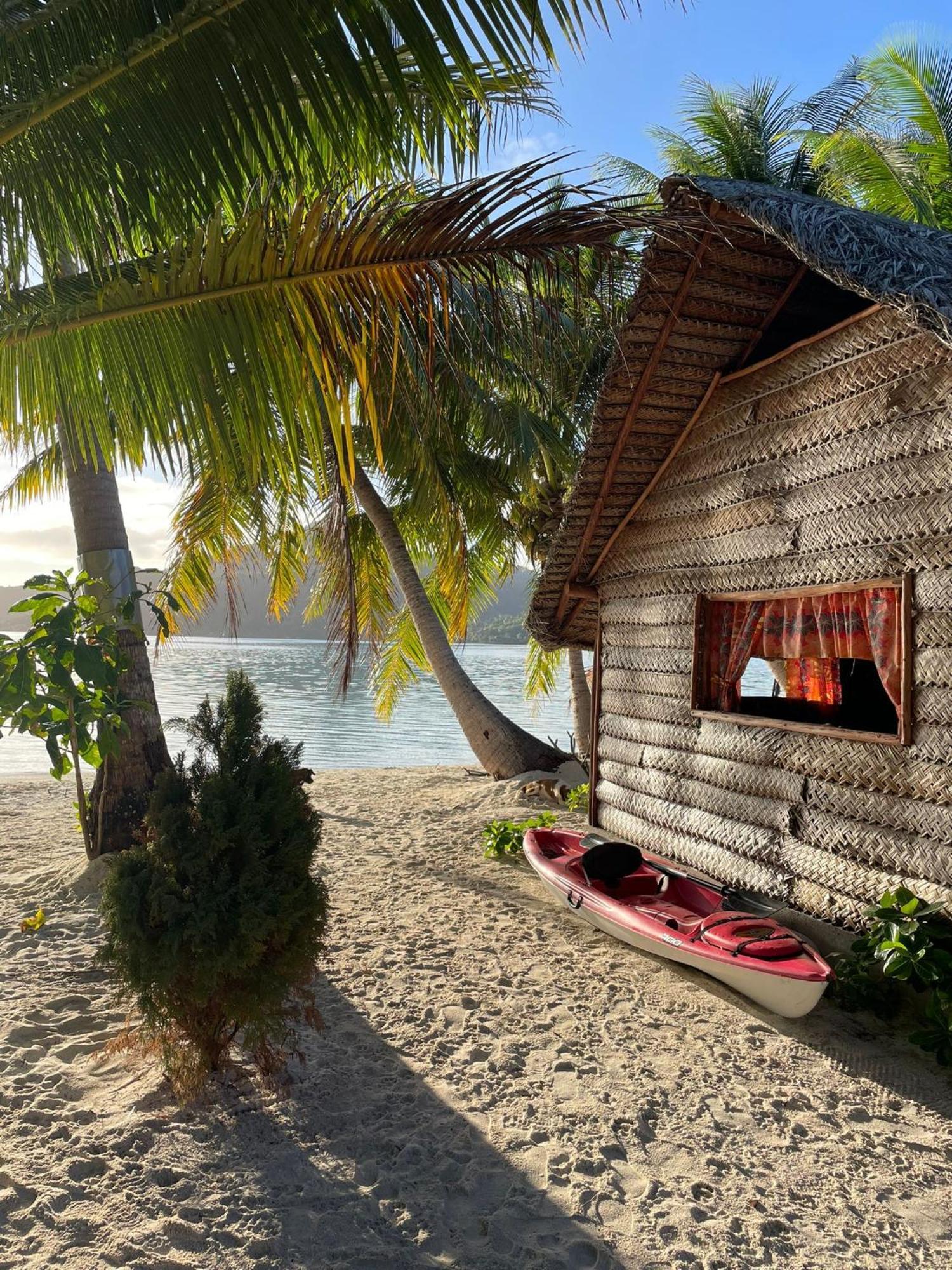 Poemanahere Island Camping A Maupiti Te-Fare-Arii Екстериор снимка